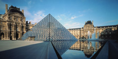 Khám phá Kim Tự Tháp bảo tàng Louvre - Viên kim cương của Paris